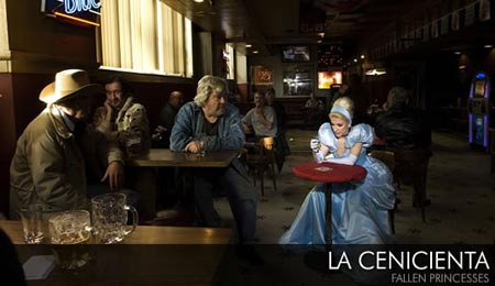 el final tragico de Cenicienta donde padece de alcoholismo