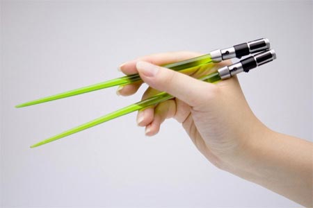 Tus palillos en forma de sable laser de luz de starwars