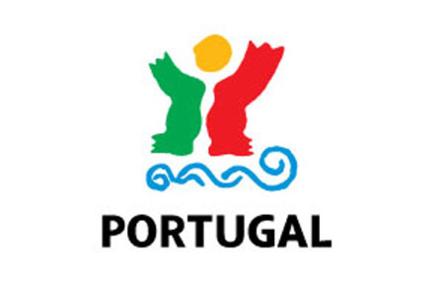 Un colach de colores hecho en el logo de Portugal