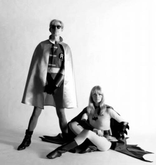 Andy Warhol y Nico como el duo dinamico